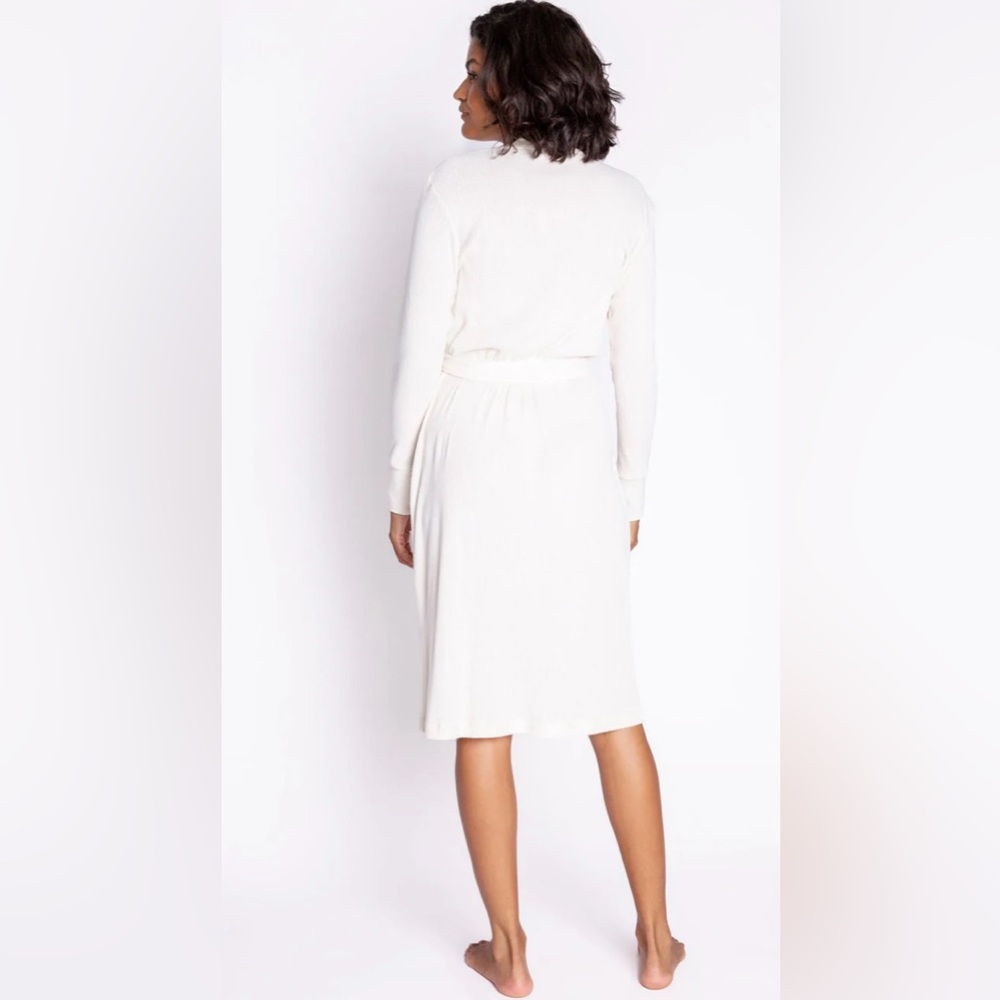 Women’s PJ Salvage - Plush Luxe Robe - Ivory - Size Small - Picture 9 of 9